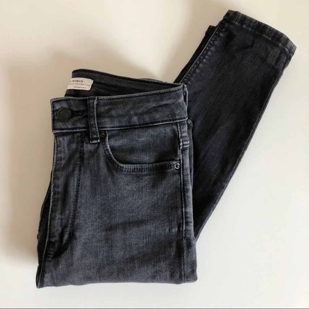Zara High Rise Black Denim Jegging / Skinny Jeans